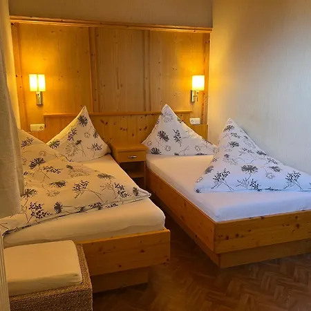 Апартаменты Bergmanns Ferienapartment *